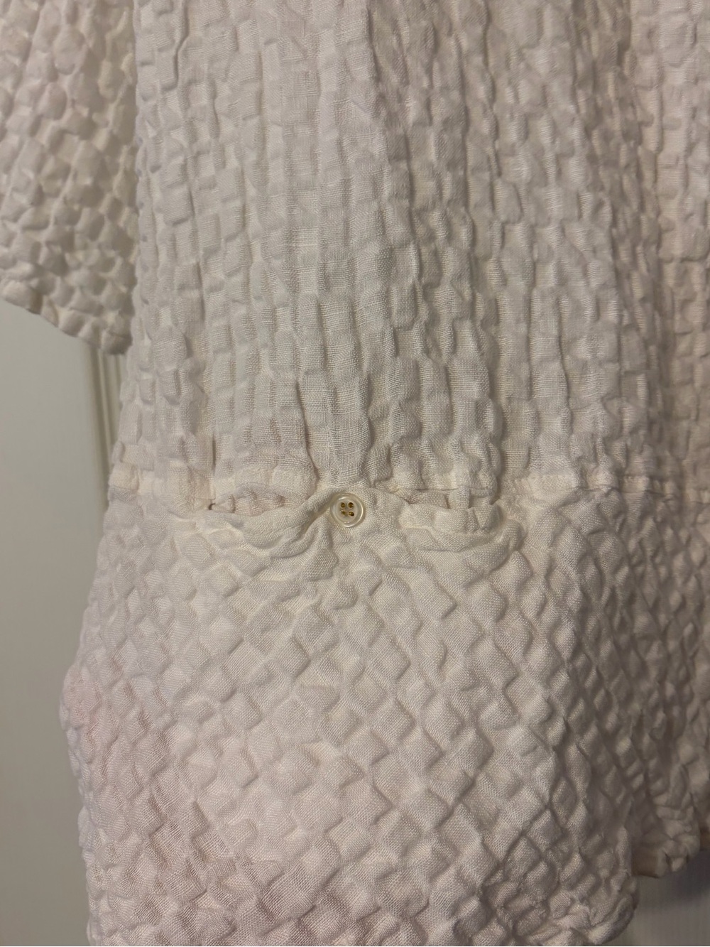 Luna Luz linen blend textured top - Picture 2 of 7